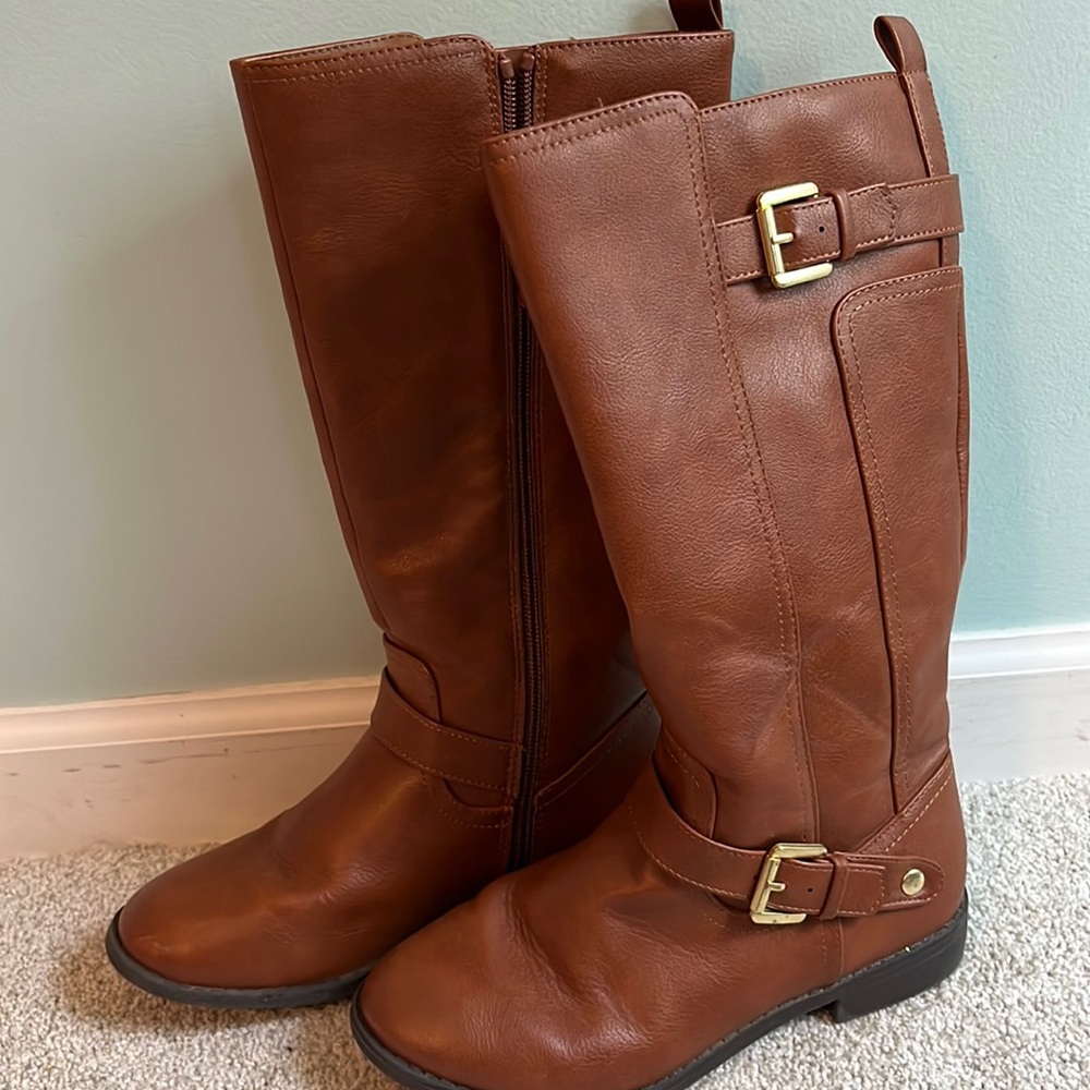 Girls size 4 boots